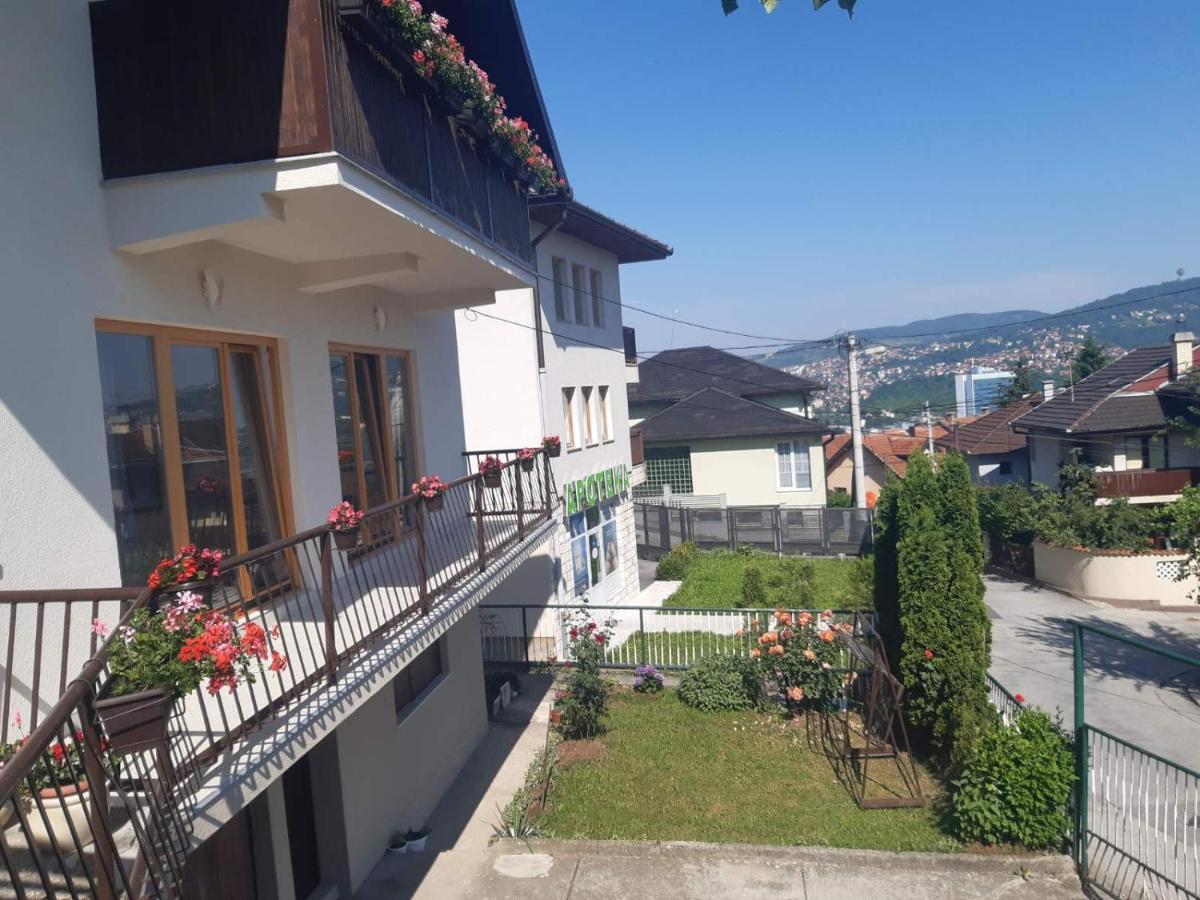 Route 68 Lägenhet Sarajevo Exteriör bild